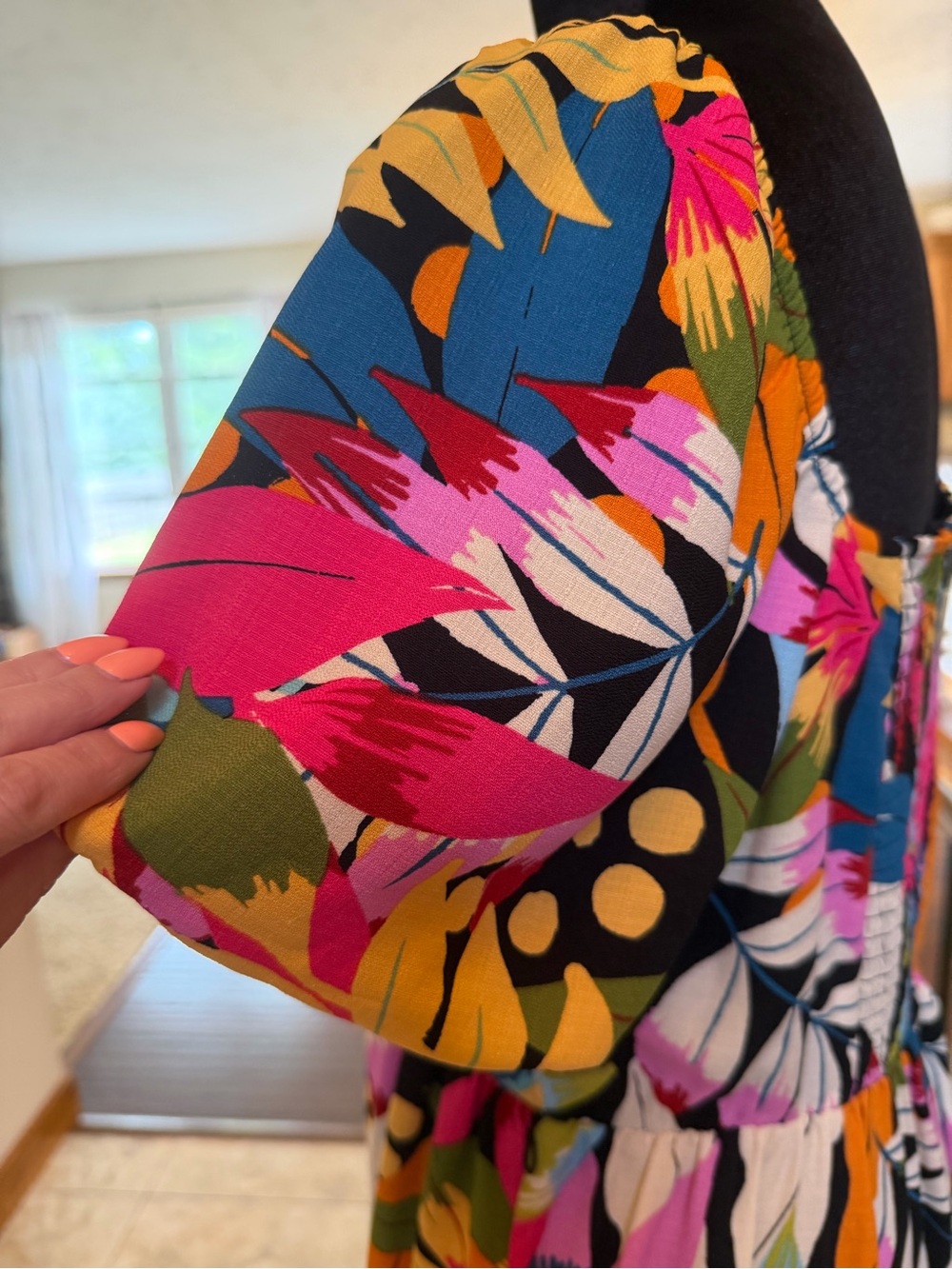Maia Tropical Print Puff Sleeve Dress – Size 8 - Picture 3 of 7